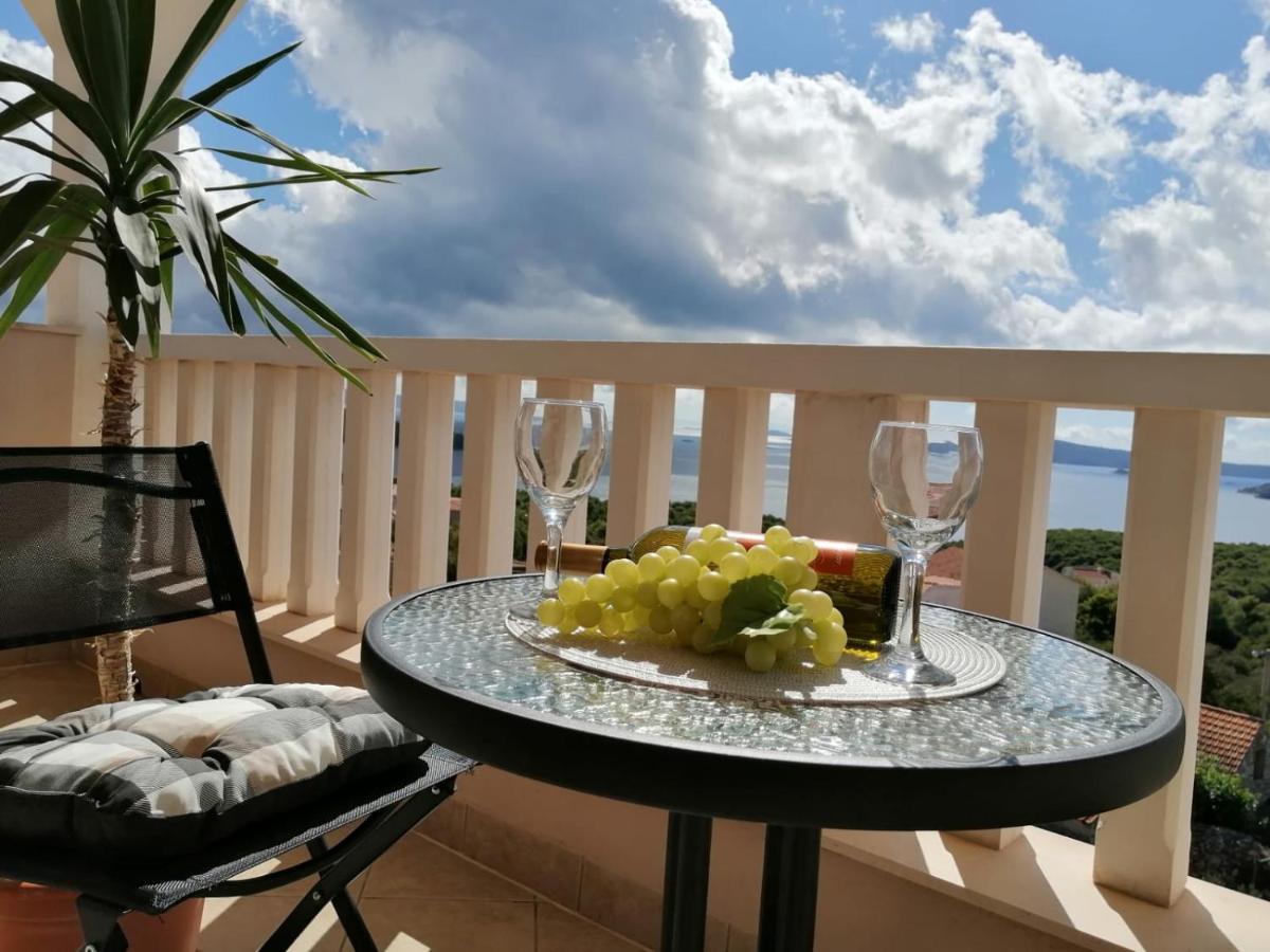 Apartments Blue Lagoon Trogir Exterior photo
