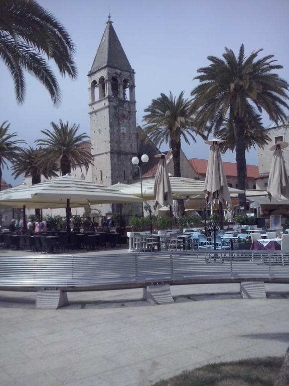 Apartments Blue Lagoon Trogir Exterior photo
