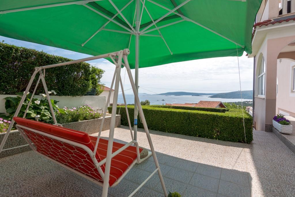 Apartments Blue Lagoon Trogir Exterior photo